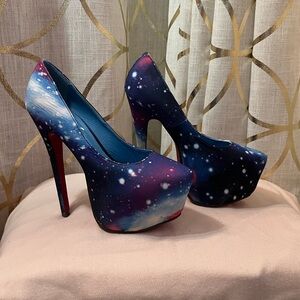 Cosmic Galaxy platform pumps!